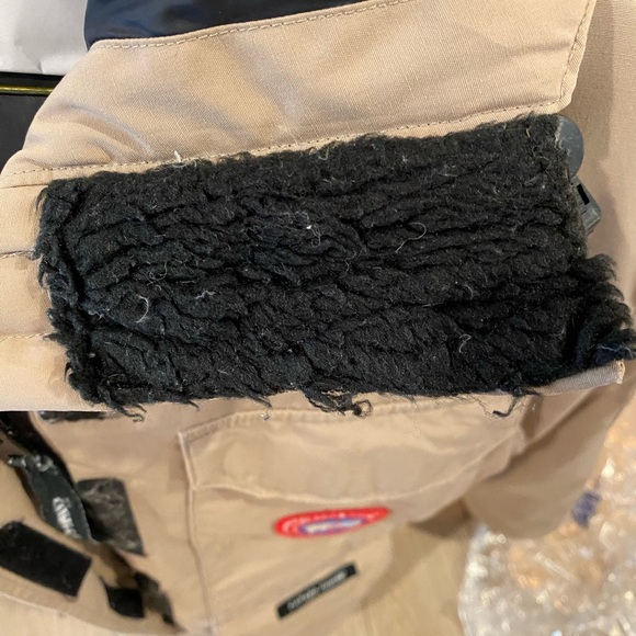 Canada Goose used Expedition Parka Heritage (unisex) size small - Picture 10 of 16